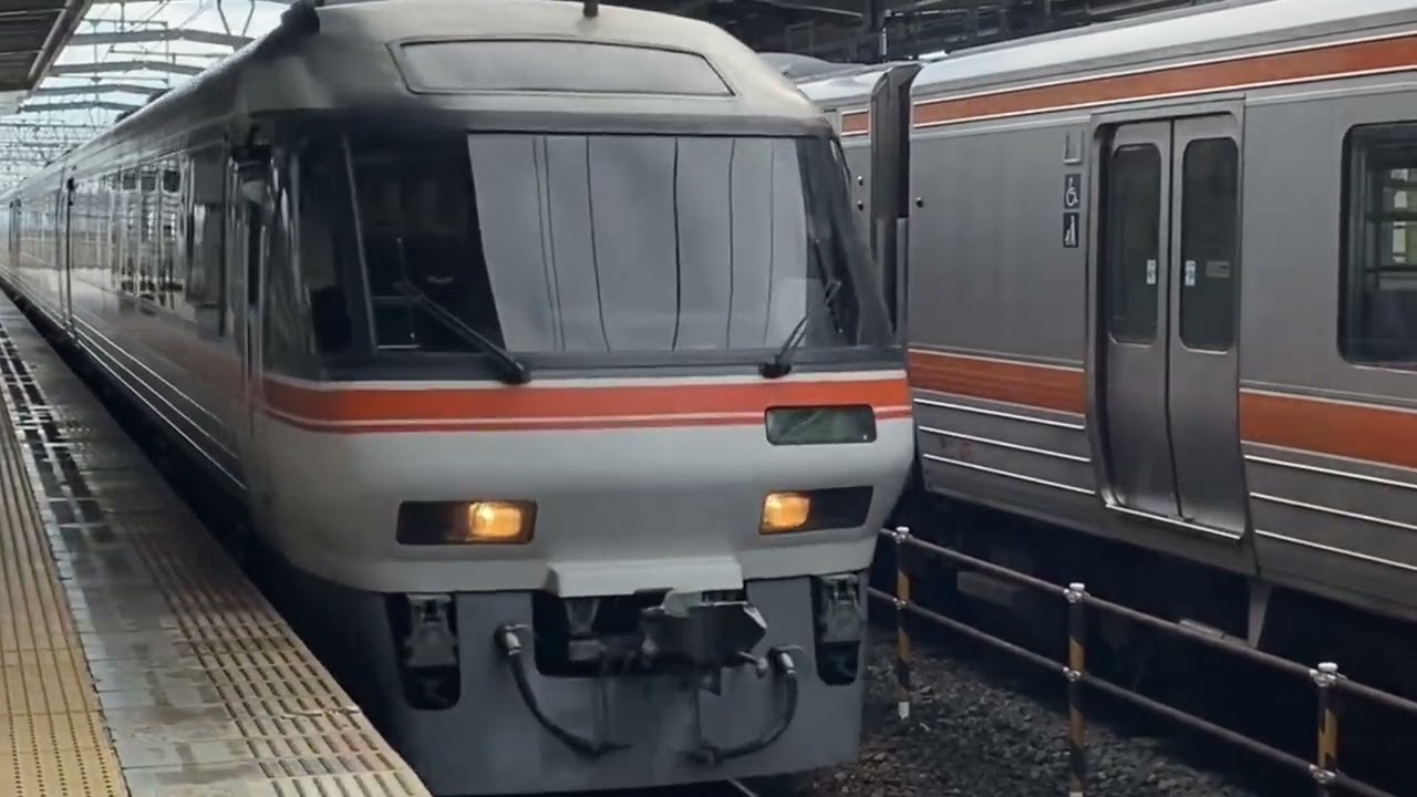 キハ85系　特急ひだ