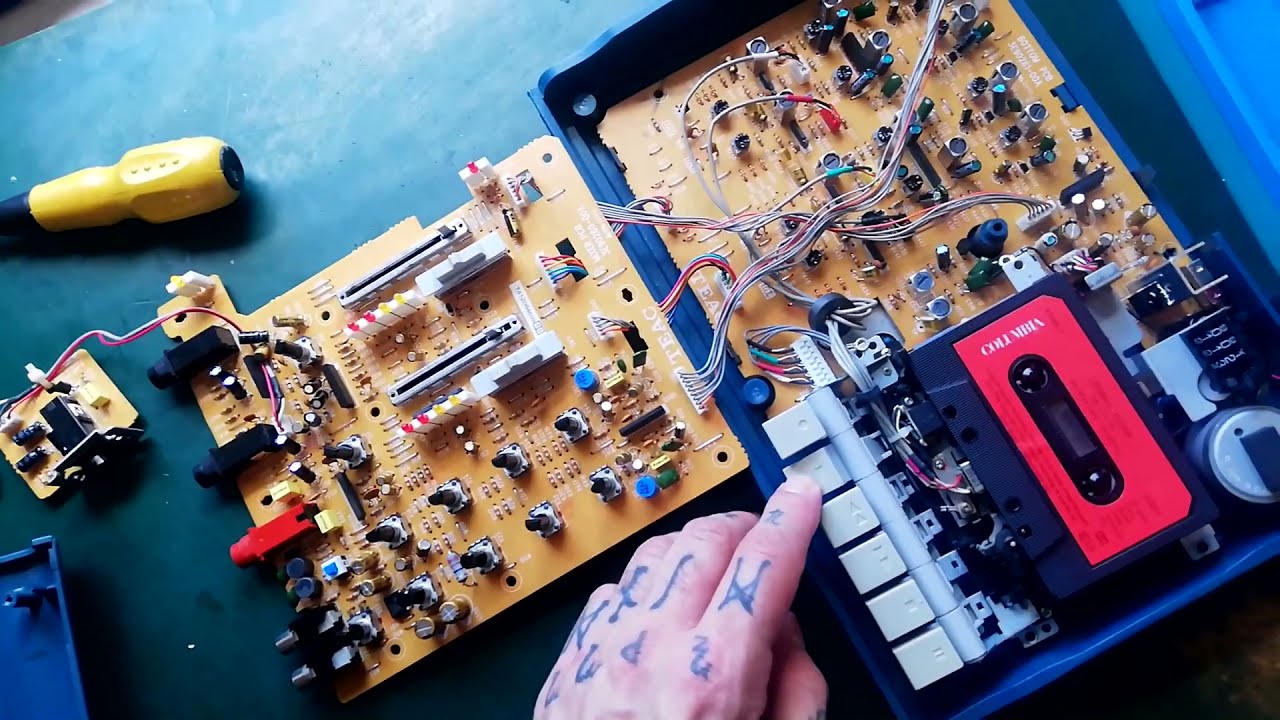 Tascam Porta 02 Mk II | Repair Report | No Sound | LEDs won't light