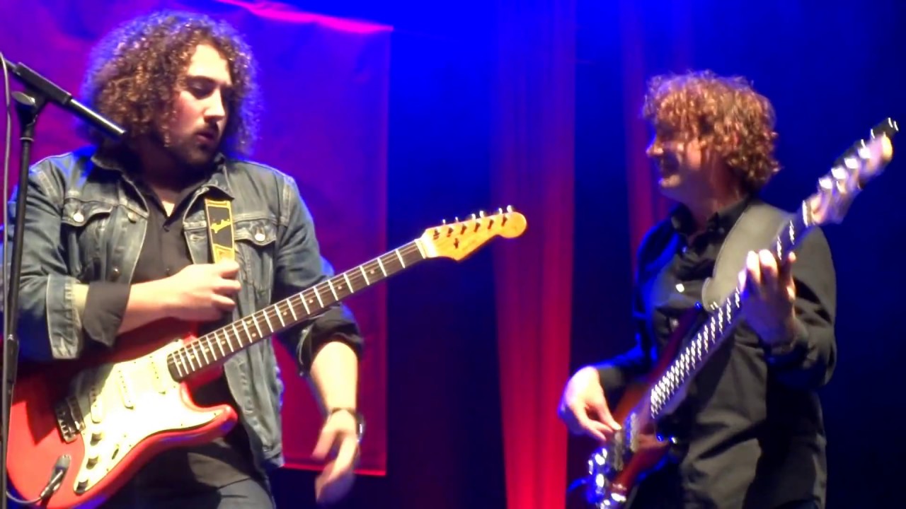 Tom Walker Trio (5)   Strangers face