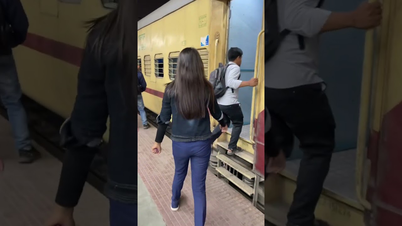 Howrah to Gaya express 🚂 #youtubeshorts #trending #viral #kolkatavlog #moody #friends #bestmoments