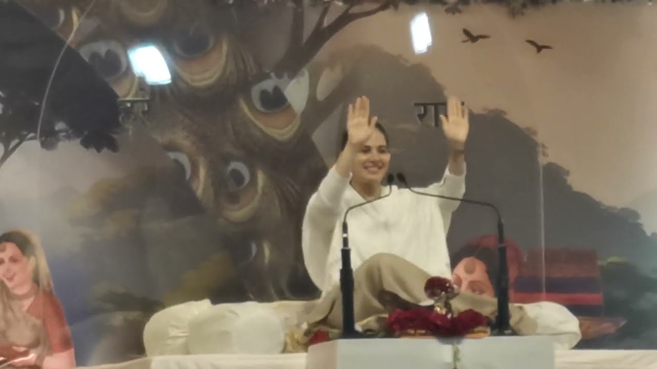 Jaya Kishori Bhajan - LIVE Dance & Best Voice ! द्वारिका नो नाथ राजा रणछोड़ छे ! जया किशोरी जी नृत्य