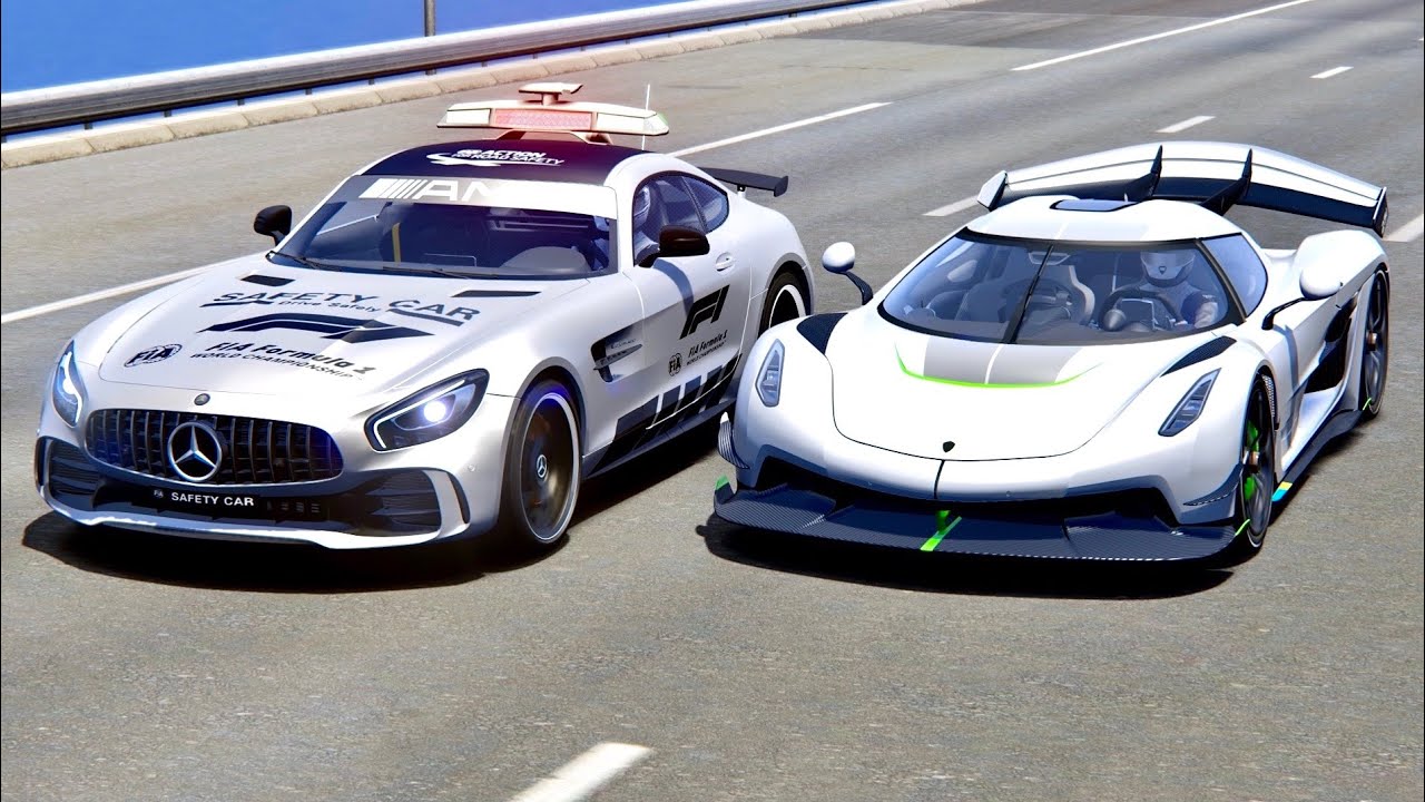 Koenigsegg Jesko vs Safety Car with F1 2004 Engine - Drag Race 2KM