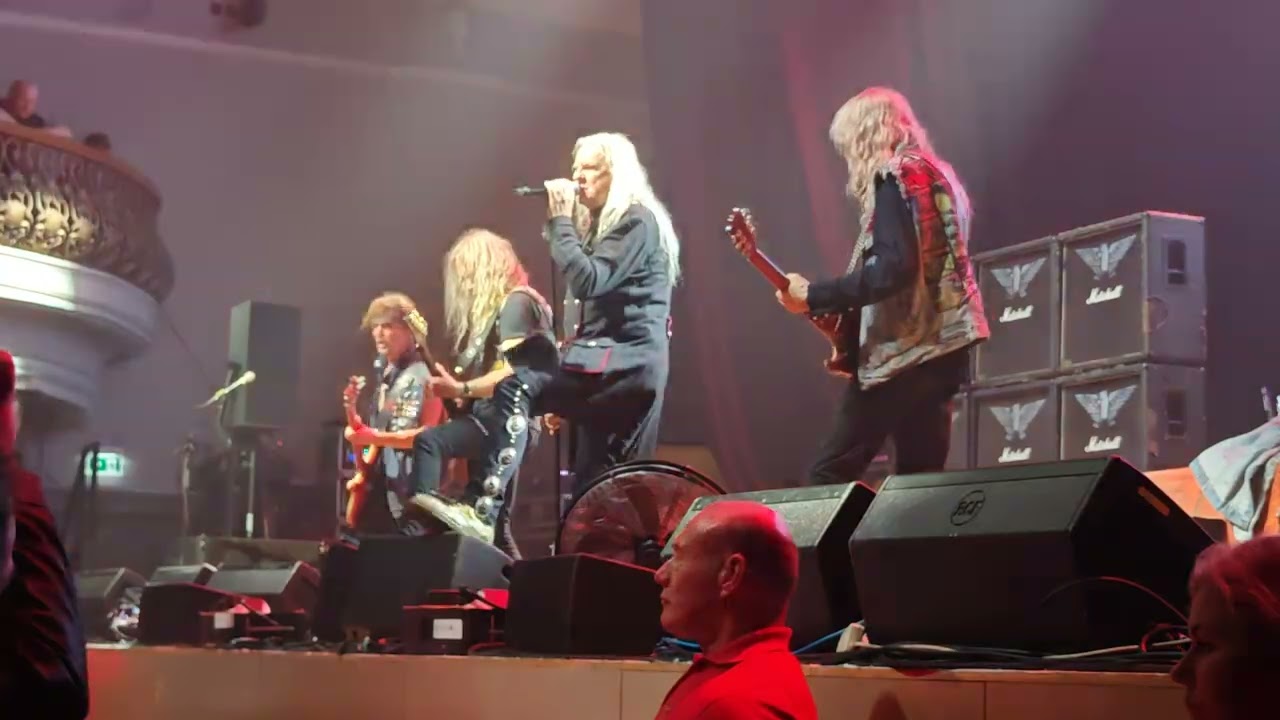 Saxon 