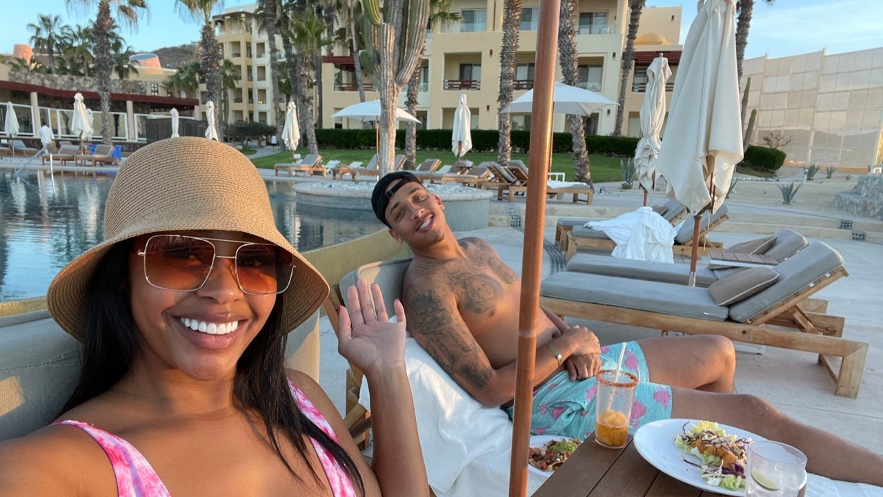 SPENDING THE DAY IN MEXICO | VLOGMAS DAY 23
