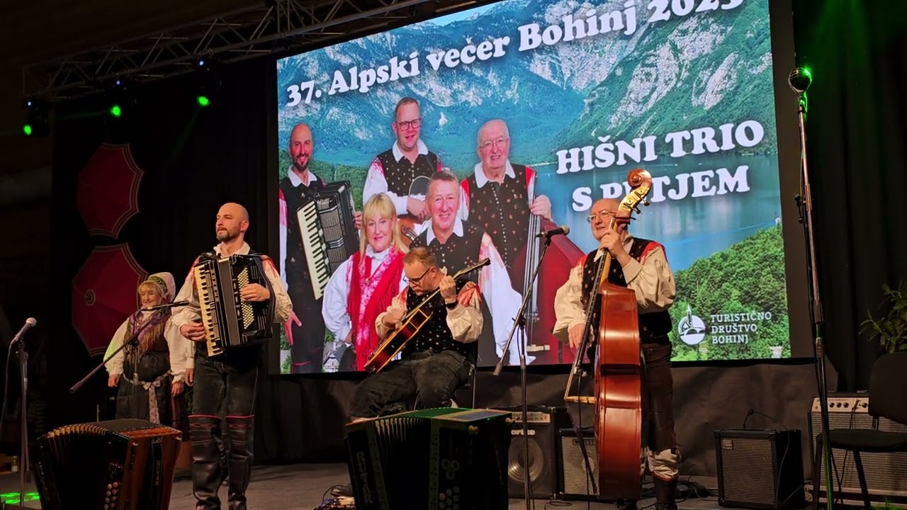PRAZNIK NA VASI / FESTTAG IM DORF (Avsenik) - RETRO Muzikantje / RETRO Oberkrainer (Hišni /HausTrio)