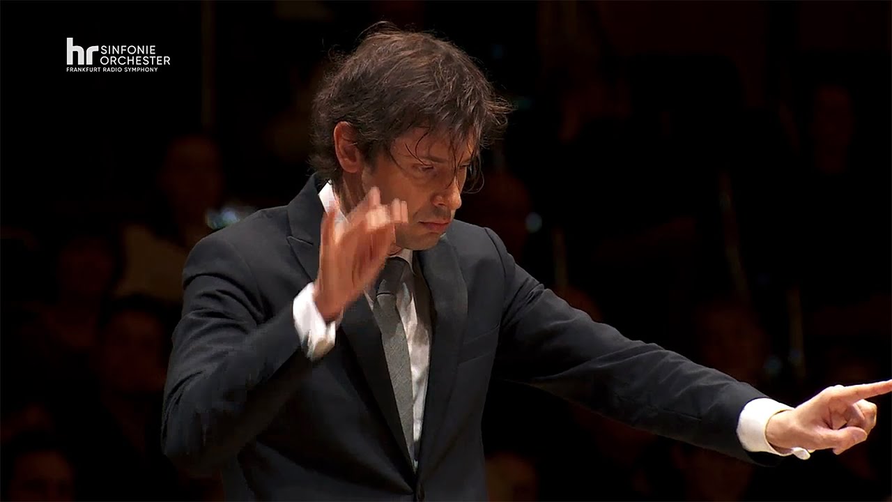 Strawinsky: Sinfonie in 3 Sätzen ∙ hr-Sinfonieorchester ∙ Maxime Pascal