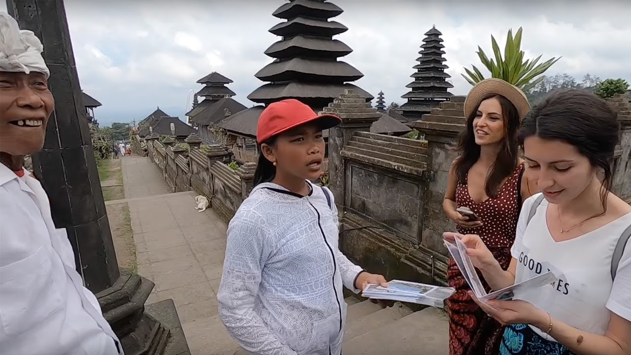 Ce stiu oamenii din Bali despre Romania! Trucul din spatele pozelor de pe Instagram