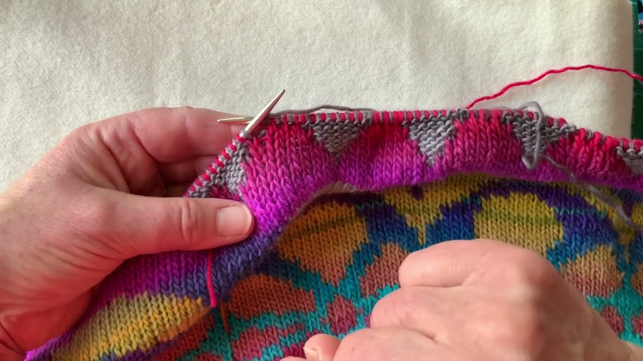 Mixing Rev. and Stocking Stitch in Double Knitting