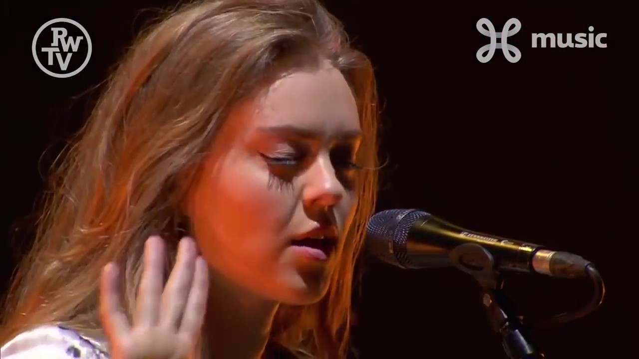 First Aid Kit - Running Up That Hill (Kate Bush Cover Live At Rock Werchter 2018)