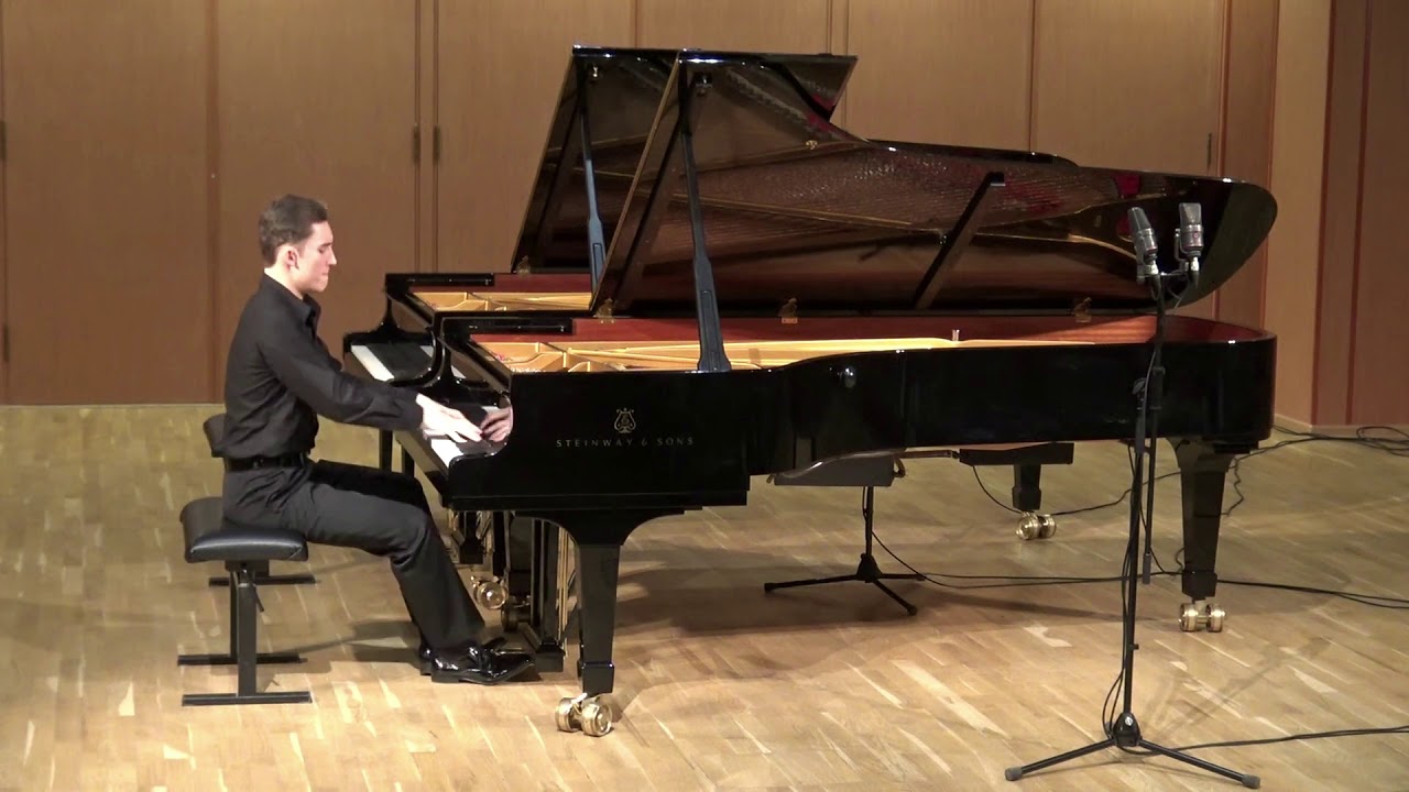 13.04.2019 Valentin Malinin in a concert of Mira Marchenko' class students, Concert Hall of the CMS