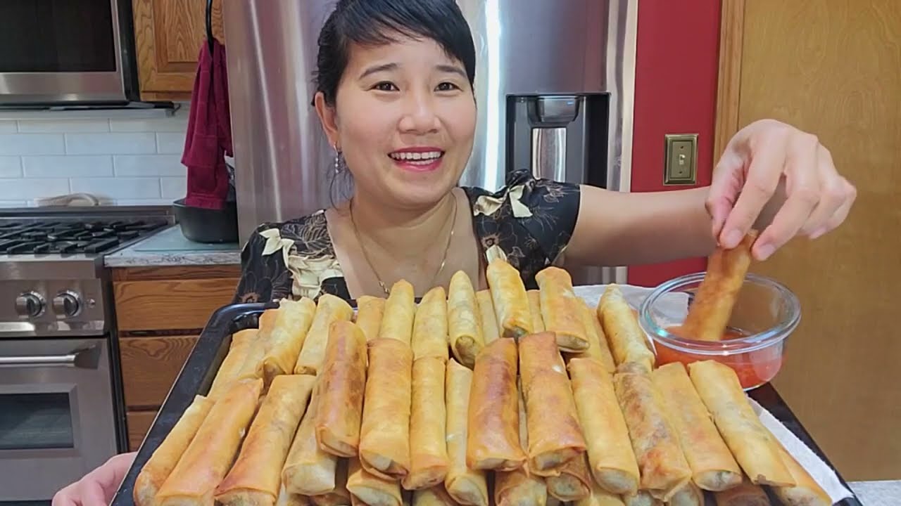ĂN NGUYÊN MÂM CHẢ GIÒ TÔM THỊT KHOAI TÂY TÍM, GIÒN RỤM RỤM