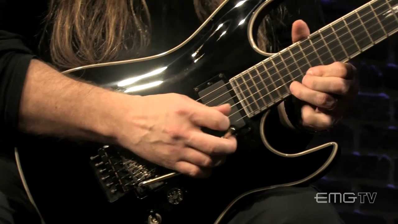 Steve Smyth plays 