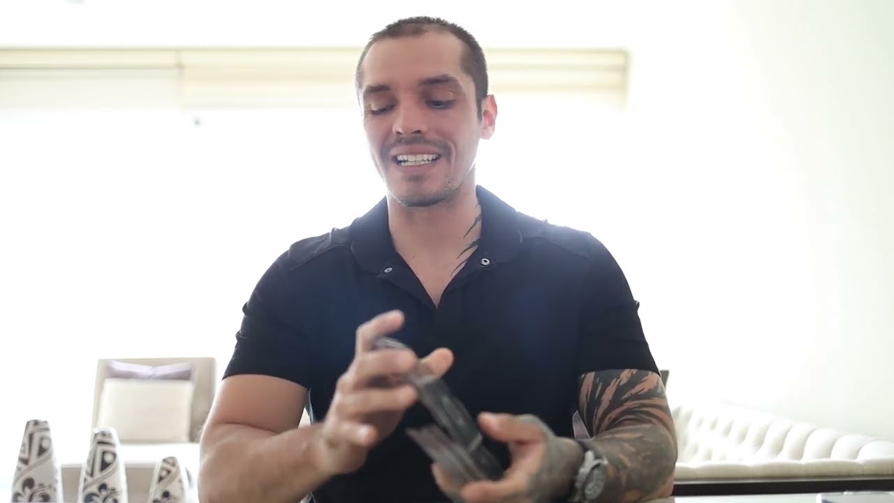 SCORPIO: RAISING YOUR STANDARDS - SOMEONE NEW IS MAKING THEIR INTEREST KNOWN | MONTHLY SEP TAROT