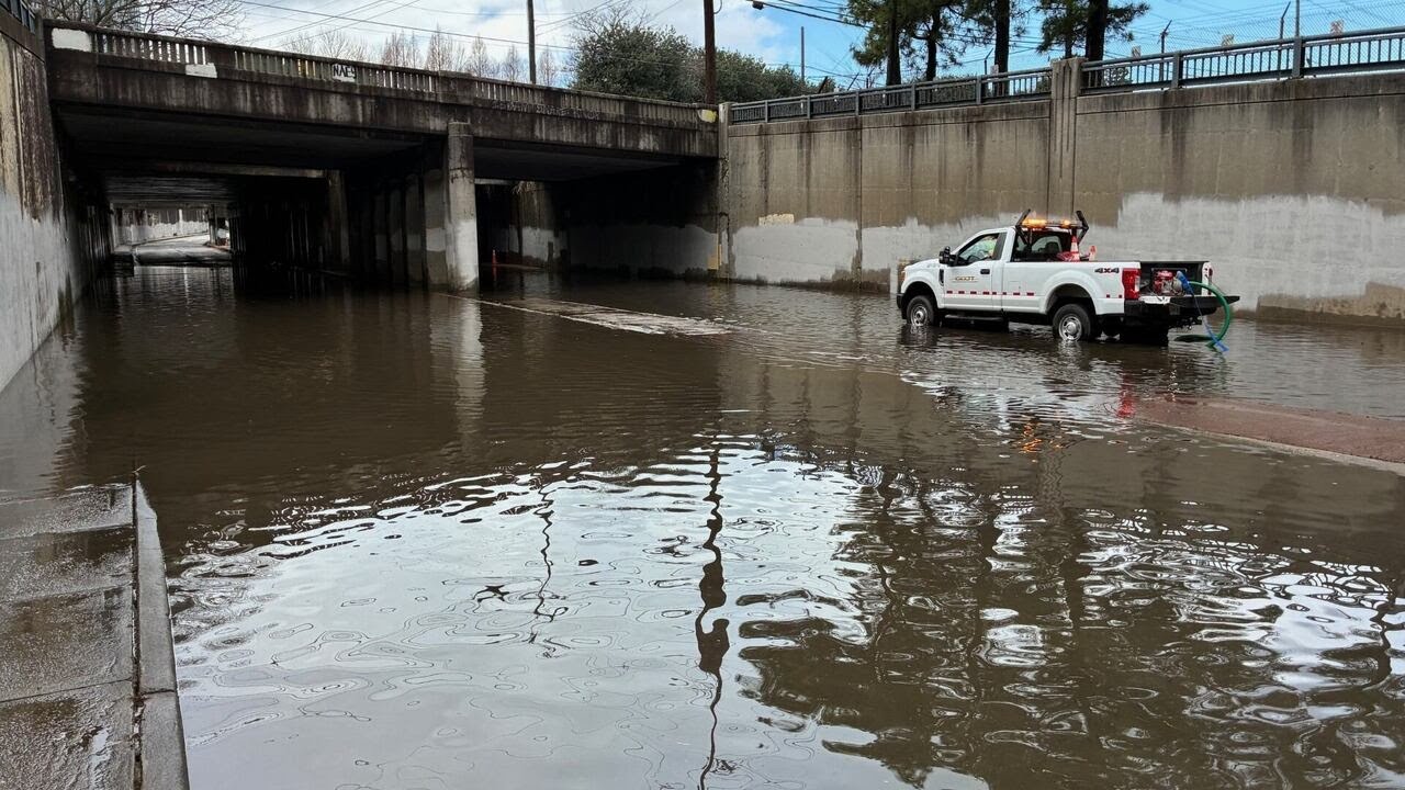 Crews clear flooding and debris across Atlanta after storm