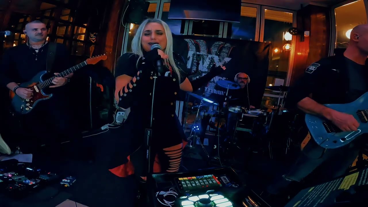 Uprising ...(My Personal Jesus) - Muse + Depeche Mode (Cover by Ivy Grunge