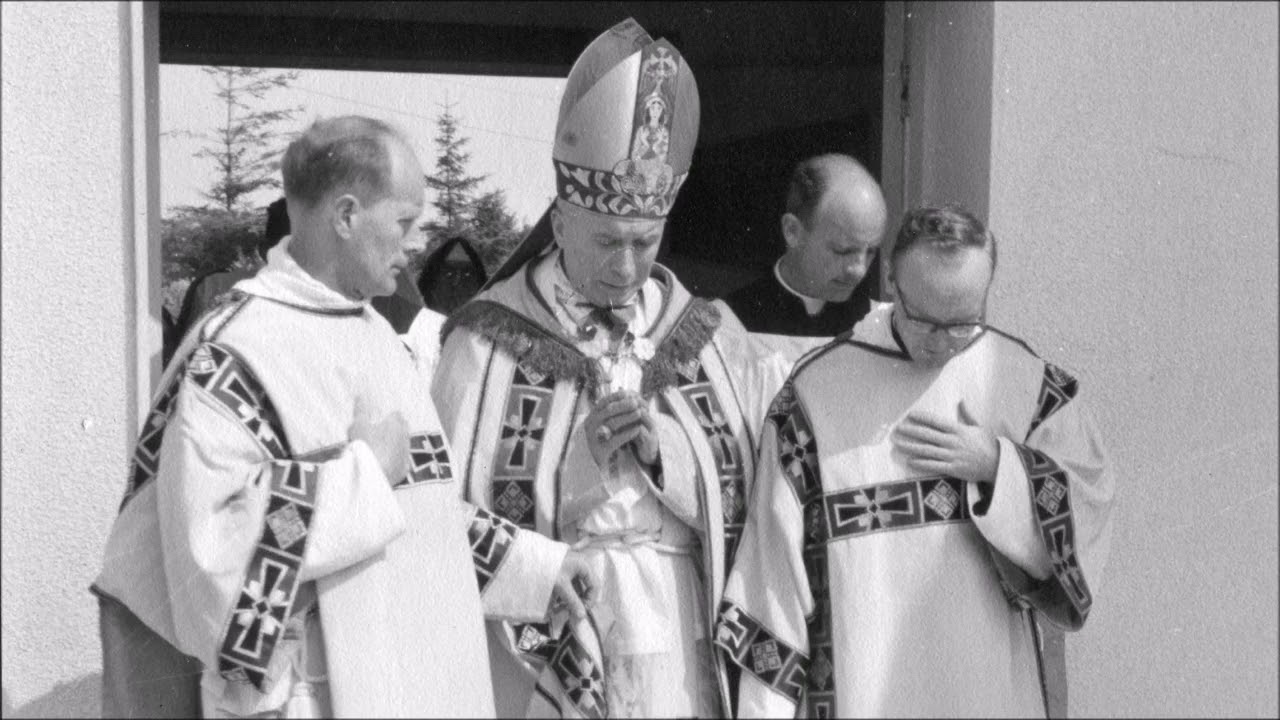 Nous ne gagnons rien à faire des compromissions - Mgr Marcel Lefebvre [Conférence]