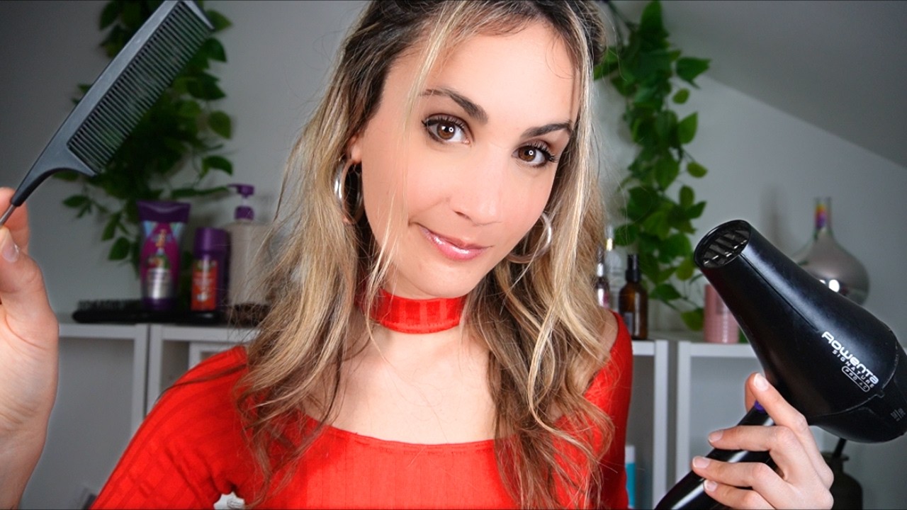 Parrucchiera ossessionata ti sistema ✂️ | ASMR ITA | Hair cut & Shampoo Roleplay 💇&zwj;♀️