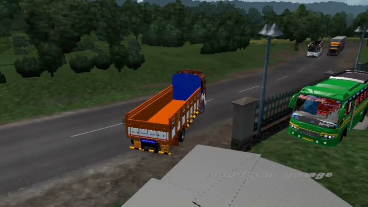 Leyland 6 Wheeler chased a long truck|On the way to loading