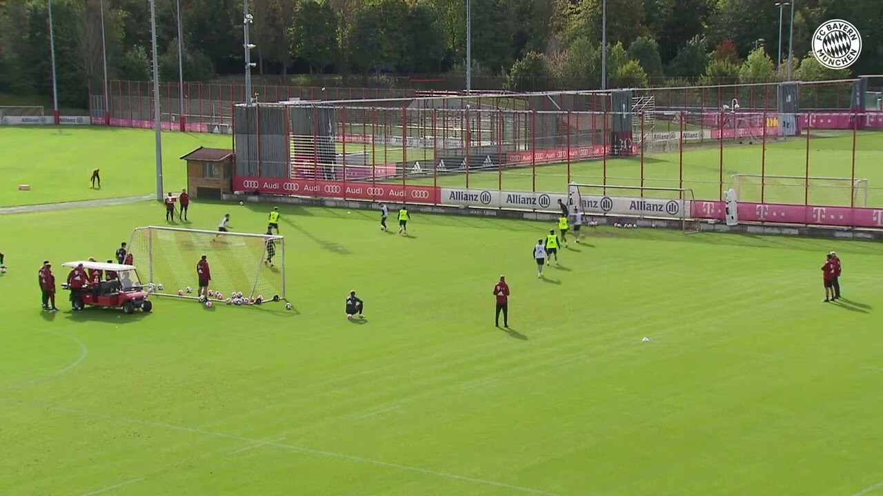Paul Wanner 's first time training with FC Bayern Munich first team at the age of 15 years.