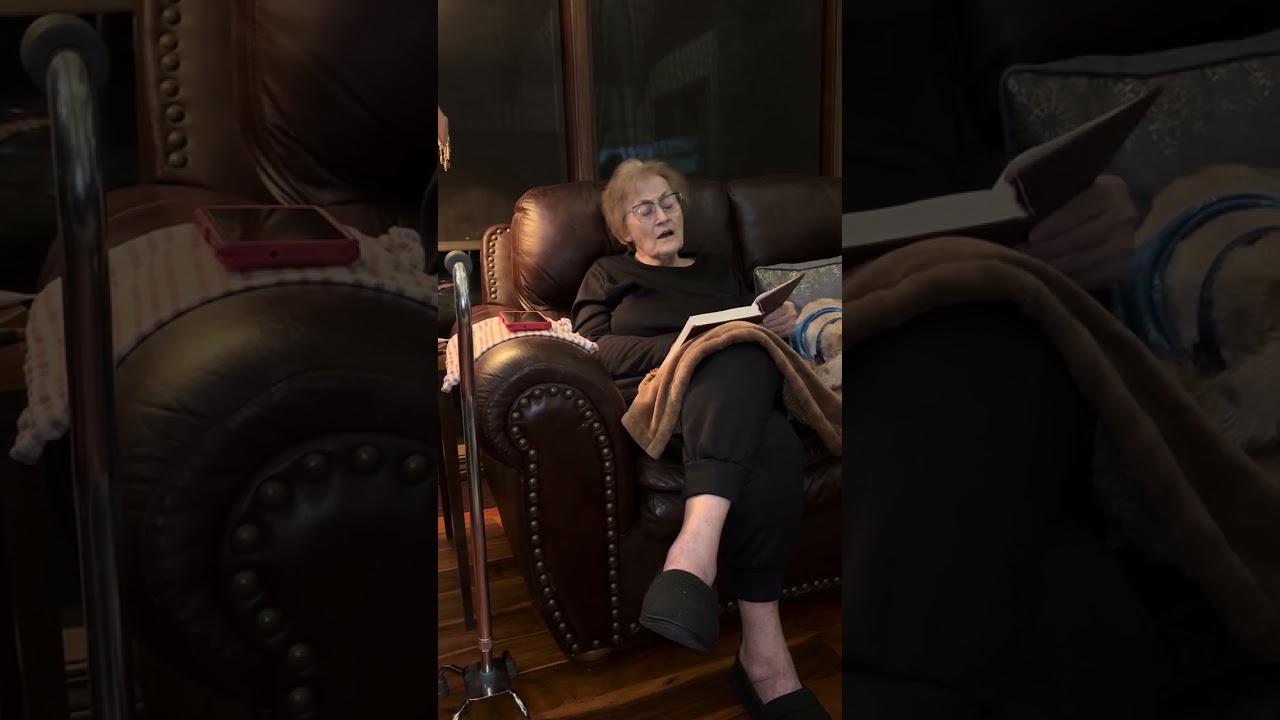 Fireside hymns with Doreen 