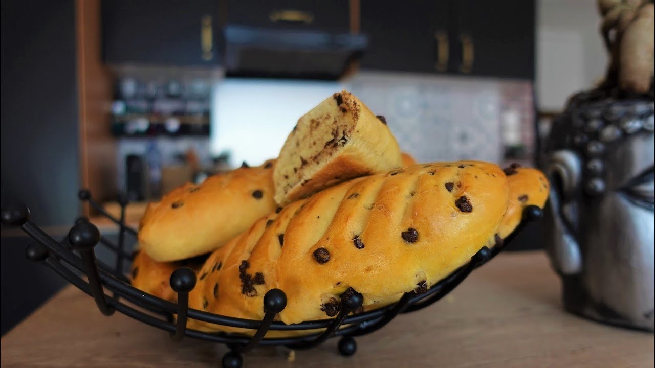 RECETTE des Baguettes viennoises aux pépites de chocolat. Facile et rapide