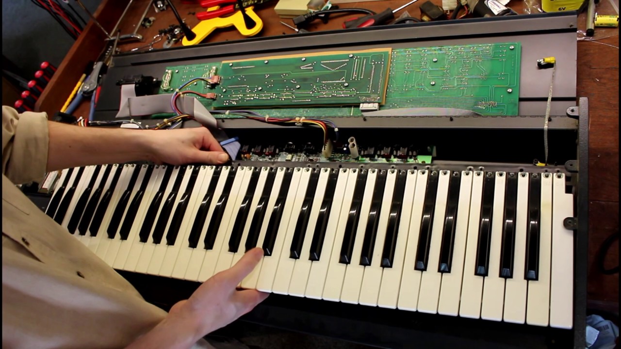 Ensoniq ESQ 1 Accessing Internal Battery for Replacement (Soldering Required)