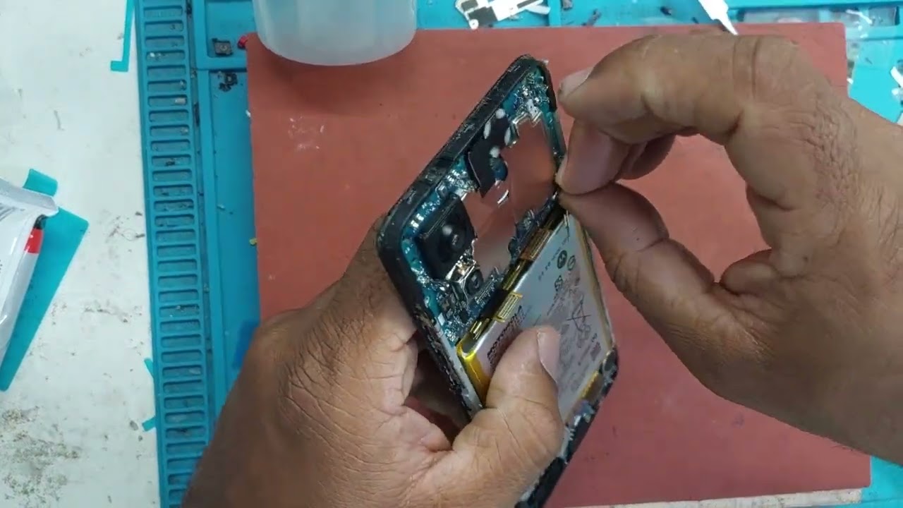 Trocando o Display completo do Motorola MOTO G84.
