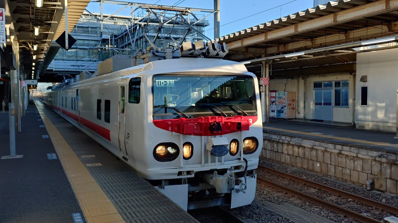 【試9412M】E491系East i-Eが上野駅に向けて勝田駅を発車するシーン