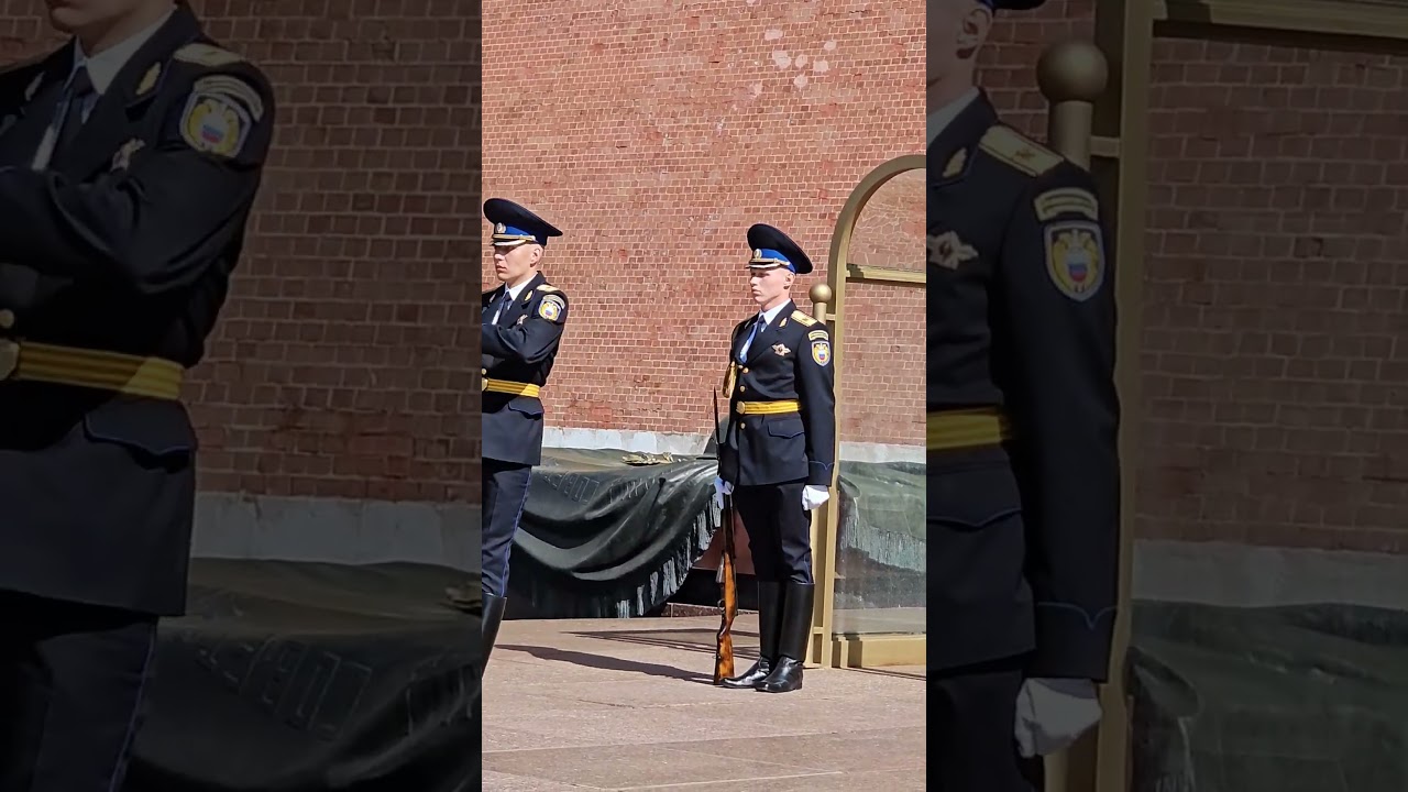 Смена почетного караула, Кремль, Россия.  Guard of Honor, Kremlin, Russia,  22.04.2025.