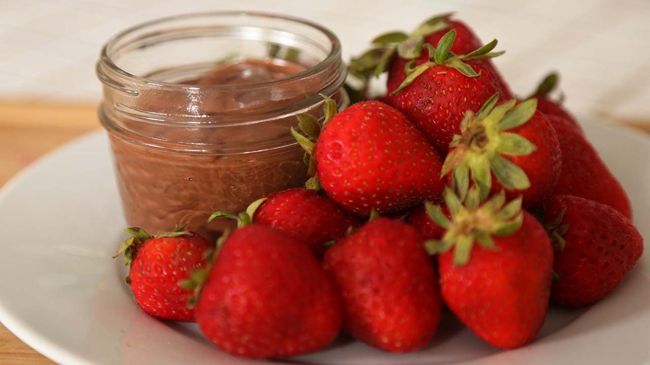 5 Delicious Yogurt Dips