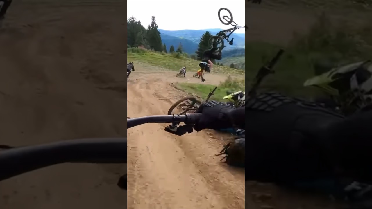 Epic massive crash on Mega Avalanche in Ukraine #crash #mtb #enduromtb #epiccrashes