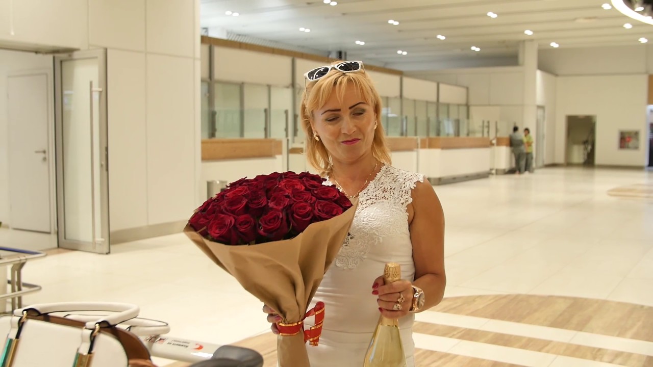 Surpriza la aeroport  . Chisinau.