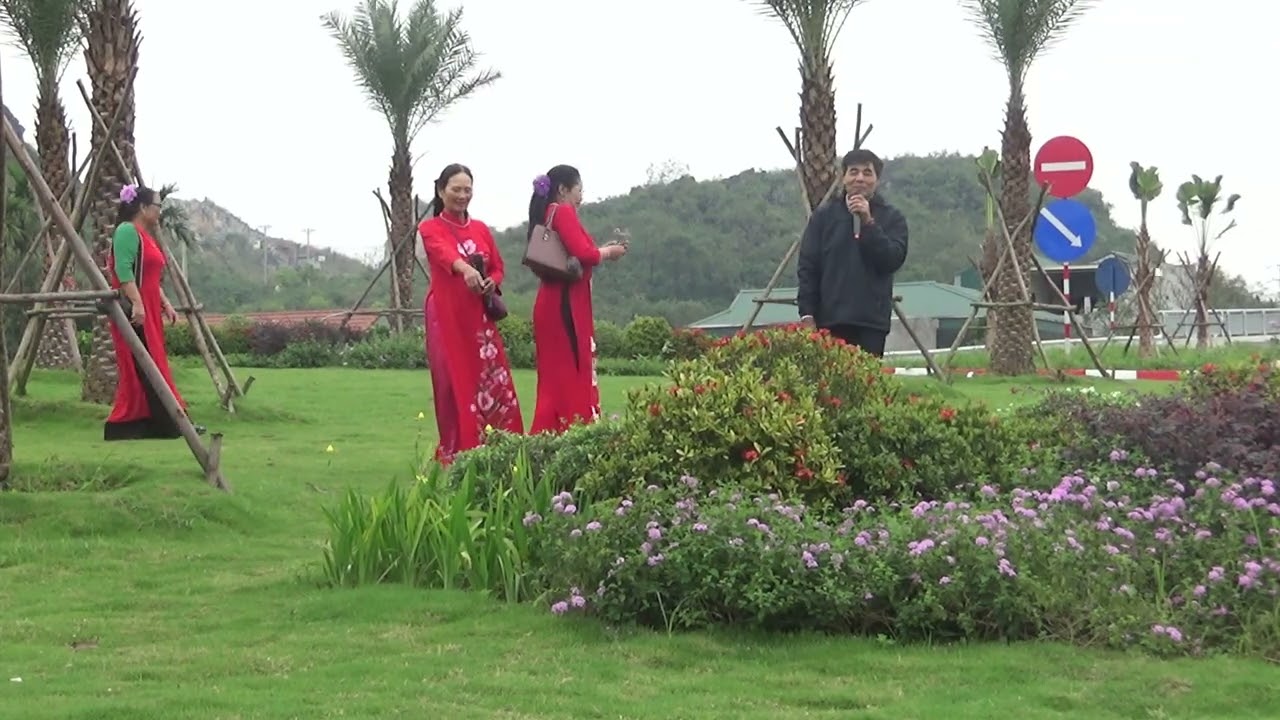 Cs đinh huy Vạn Phúc xã hương sơn thành phố Hà Nội 