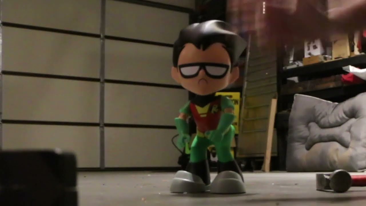 Teen Titans Go Booty Scooty Robin Dancing Figure Destruction