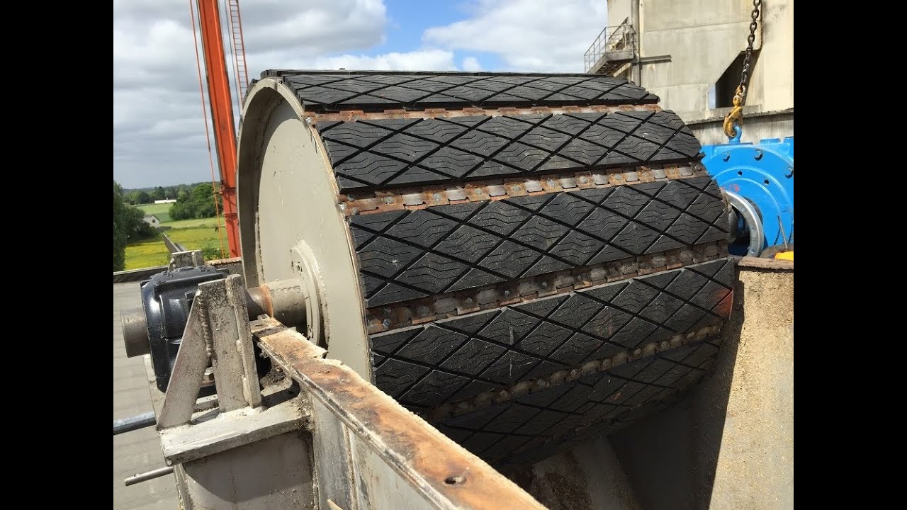 Belt Bucket elevator Friction liners replacement #maintenance #bucketelevator #cement #mechanical