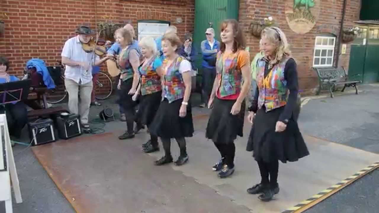 Knickerbocker Glory - Welsh Clog Dance
