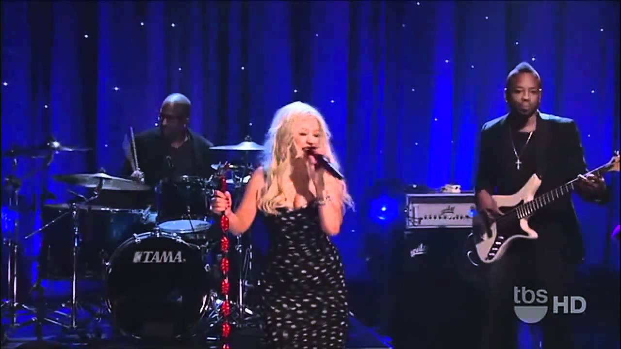 Christina Aguilera - Something's Got a Hold On Me [Live Conan O'Brien] HD