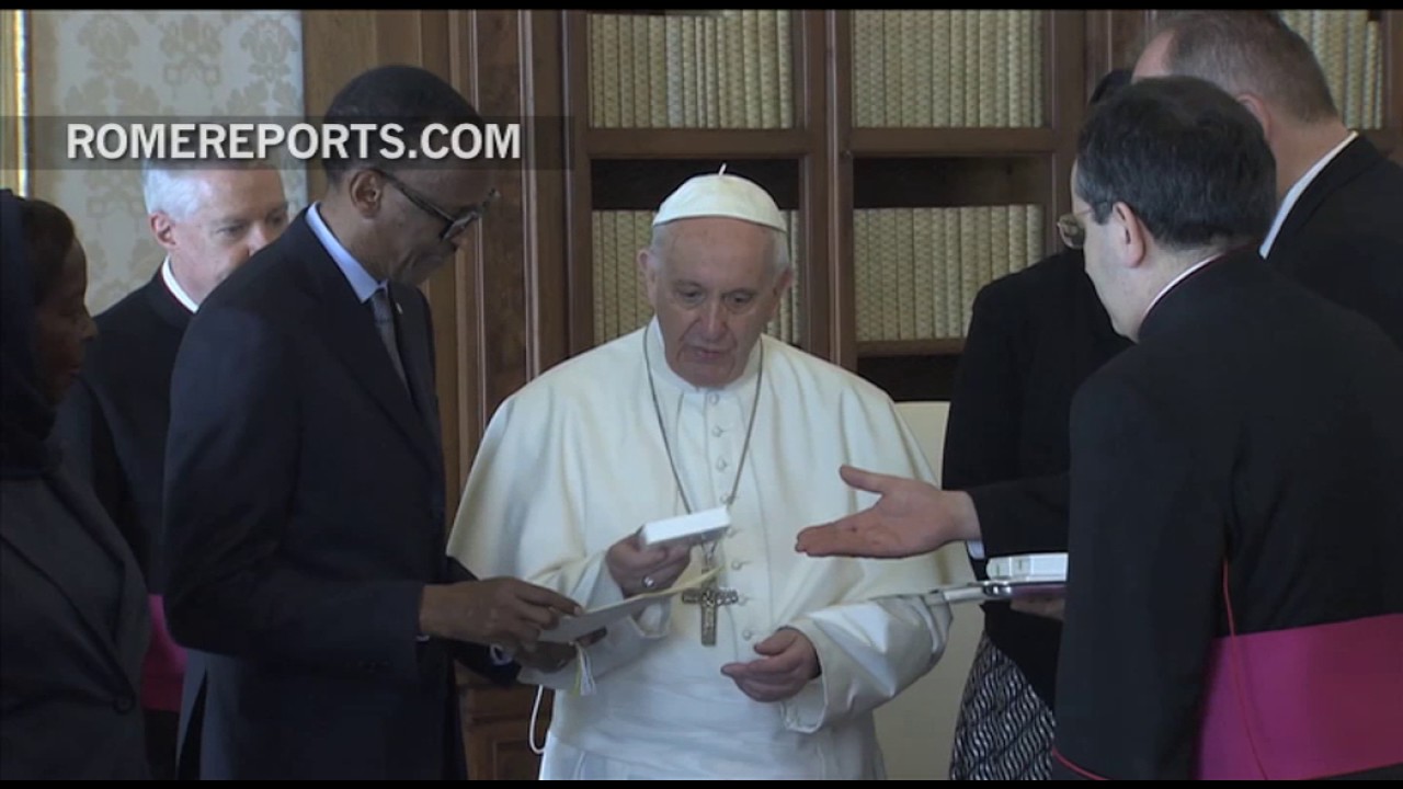 Pope apologizes for 