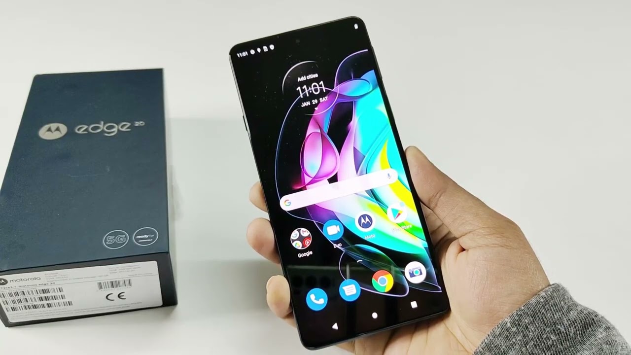 Motorola Moto Edge 20 - Unboxing and Detailed Walkthrough