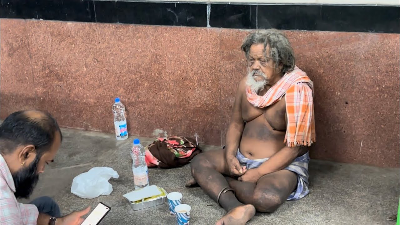 Pune ke railway station me rahte h ak ayse mastan bana jo dikhate h zinda karamat dargah 😱👆🏻