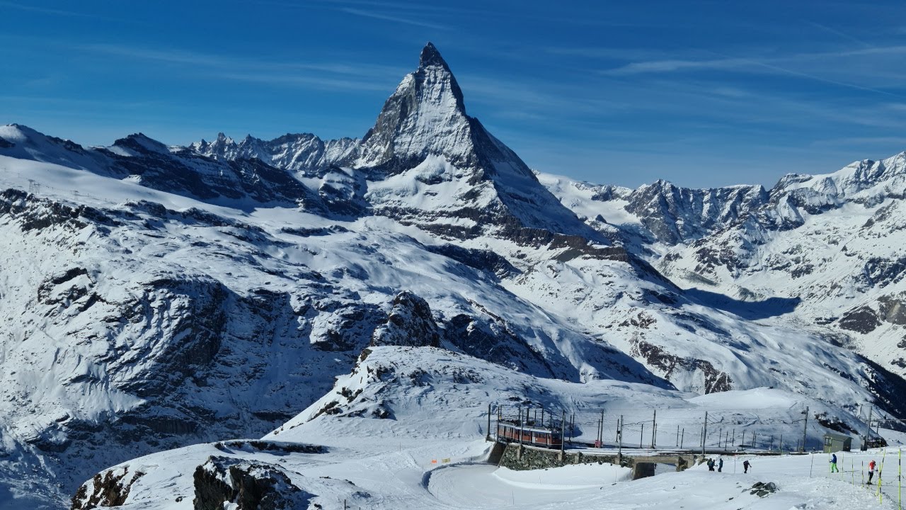 Snowboarding in Zermatt from Gornergrat