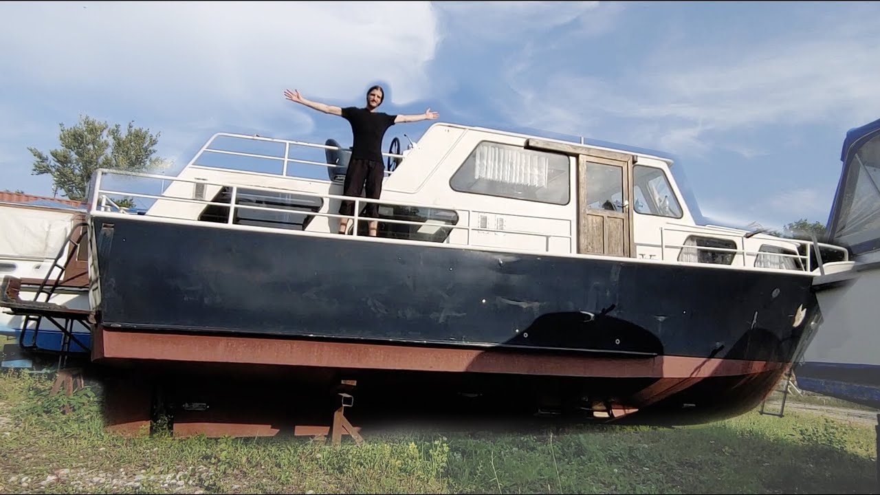 WE BOUGHT A 40ft STEEL YACHT FROM 1978 - BOAT TOUR - boat restoration vlog - vintage yacht