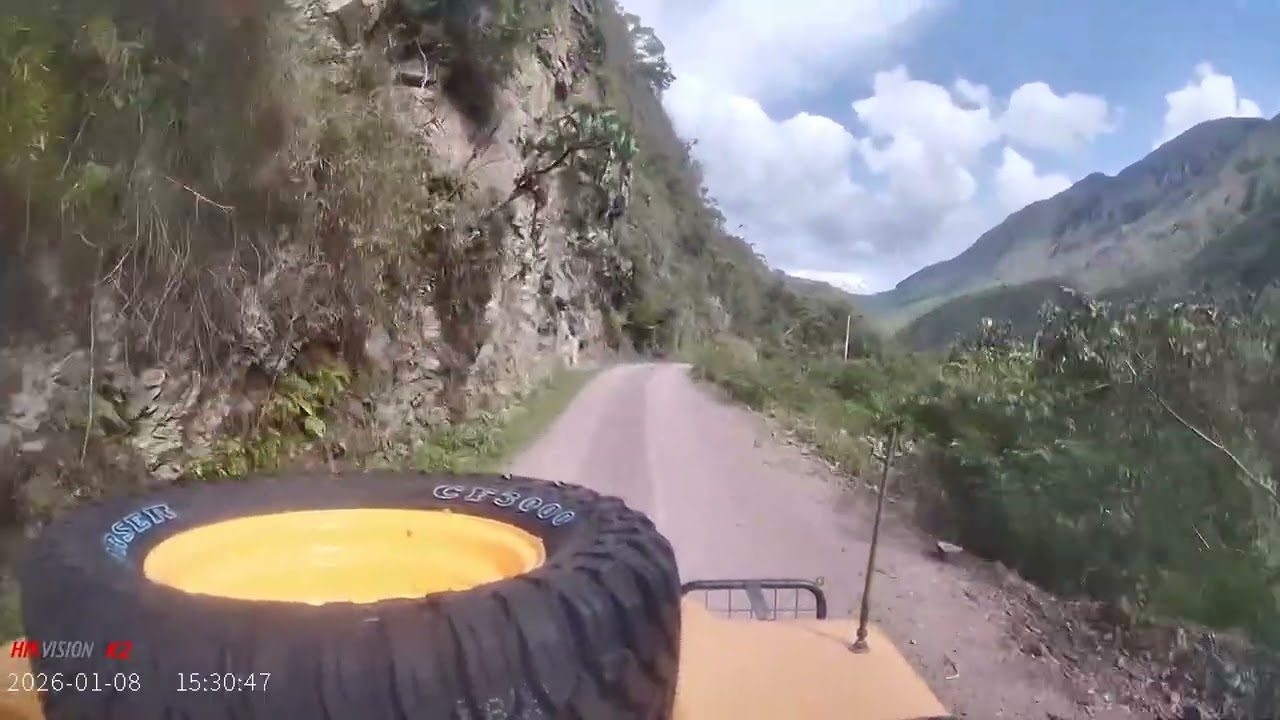 Lima-Oxapampa Land Rover family trip, leg 1