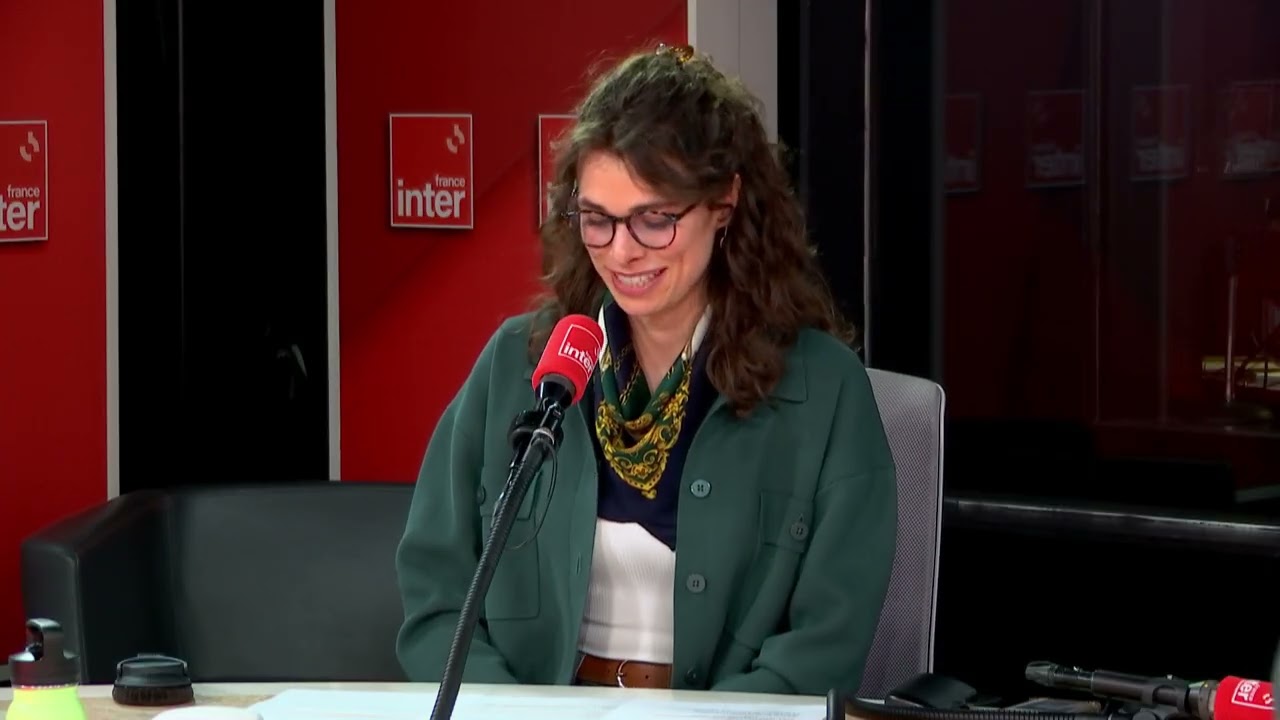 Sylvia Freud et ses chaussettes - Lisa Perrio, moi ce que j'en dis