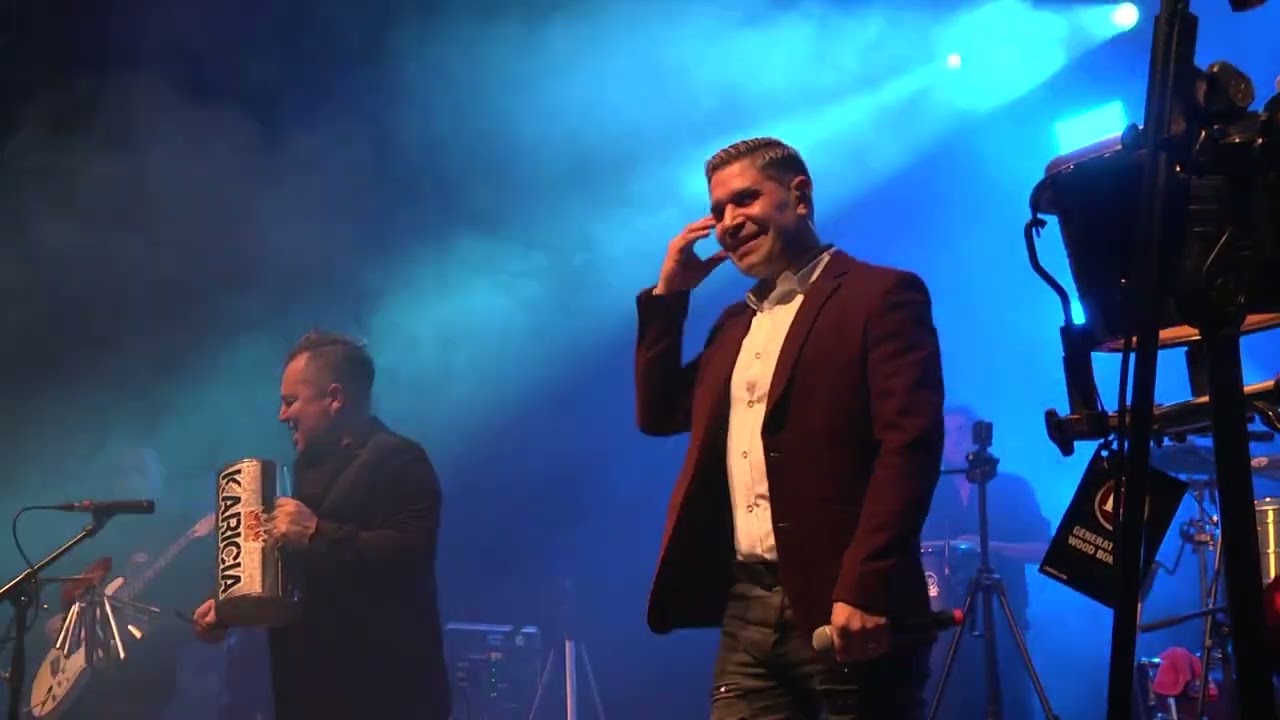 Karicia en vivo Enjoy stgo agosto 2023