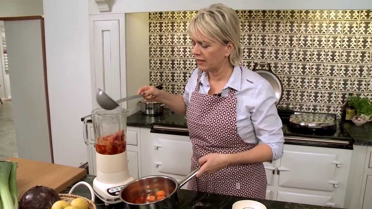Lene Hanssons Skønne varme suppe
