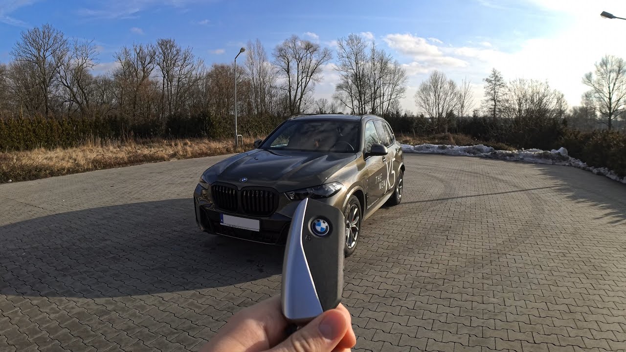 NEW 2025 BMW X5 50e POV Acceleration and Walk Around!