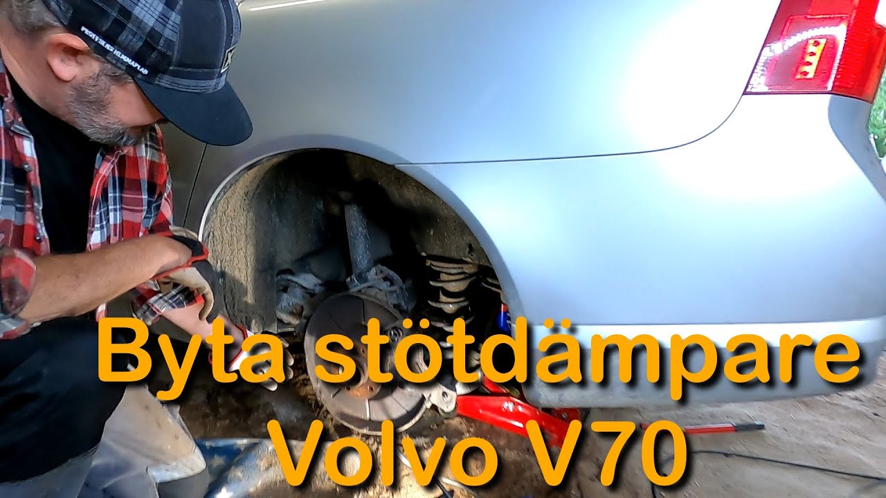 Byta stötdäpare bak på Volvo V70 (Stötdämparbyte på Volvo V70)