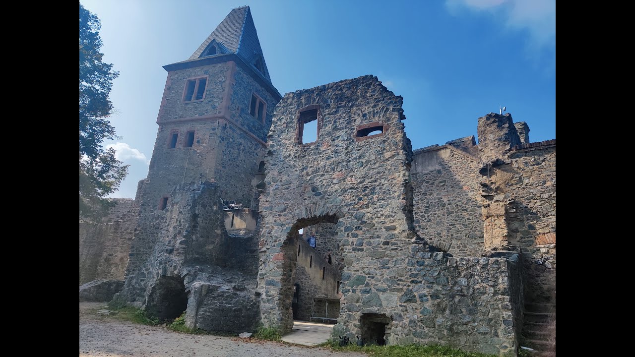 Hike More Worry Less 2021 - Burg Frankenstein