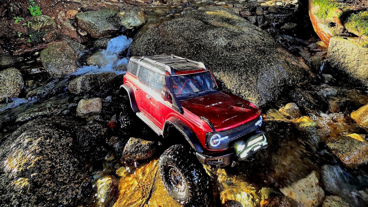 Rocky stream crawling with the HB Toys R1001 